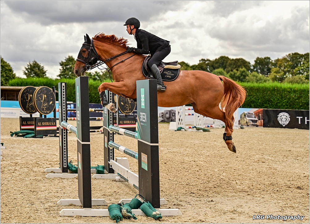 Jamie and Poppy flying at Combelands last week!
